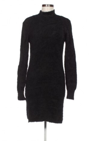 Sukienka Nobo, Rozmiar L, Kolor Czarny, Cena 53,99 zł