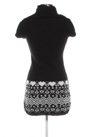 Рокля Nuna Lie, Размер M, Цвят Многоцветен, Цена 23,99 лв.