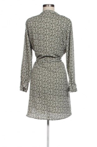 Рокля ONLY, Размер XL, Цвят Многоцветен, Цена 27,00 лв.