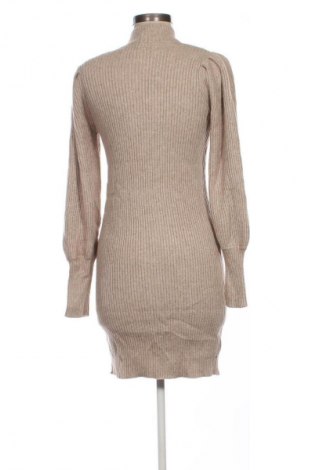 Рокля ONLY, Размер XS, Цвят Бежов, Цена 62,99 лв.