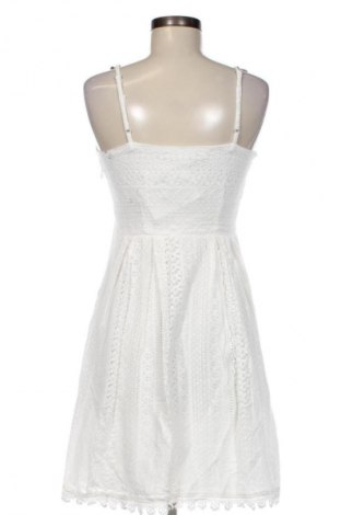 Kleid ONLY, Größe M, Farbe Weiß, Preis € 41,99