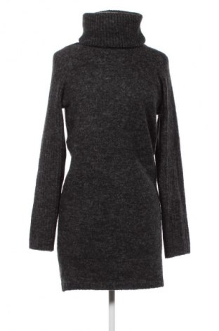 Рокля Object, Размер S, Цвят Сив, Цена 33,99 лв.