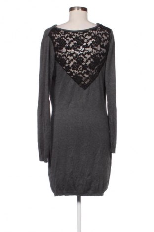 Рокля Orsay, Размер L, Цвят Сив, Цена 28,88 лв.