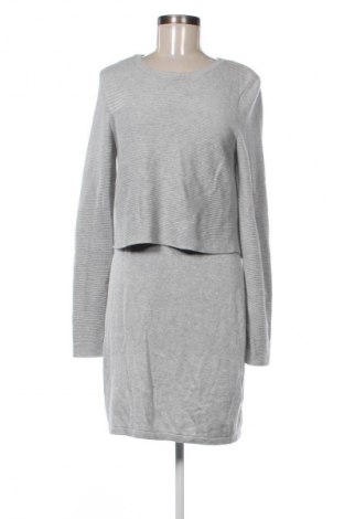 Ruha Oui, Méret S, Szín Szürke, Ár 12 619 Ft