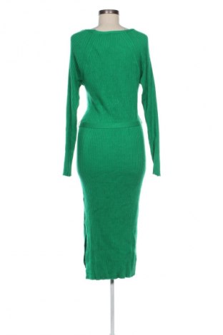 Sukienka Page One, Rozmiar M, Kolor Zielony, Cena 82,99 zł