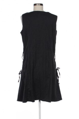 Рокля Patrice Breal, Размер XL, Цвят Многоцветен, Цена 14,99 лв.