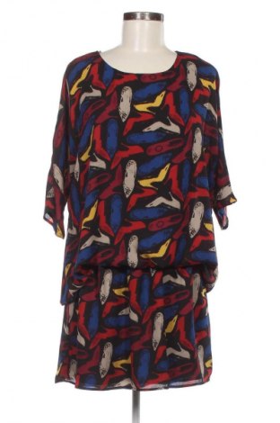 Рокля Pepe Jeans, Размер L, Цвят Многоцветен, Цена 82,11 лв.