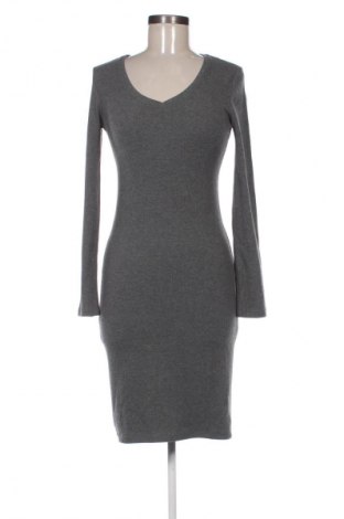 Рокля Pimkie, Размер M, Цвят Сив, Цена 29,00 лв.