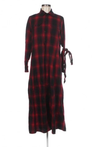 Рокля Piombo, Размер L, Цвят Многоцветен, Цена 53,99 лв.