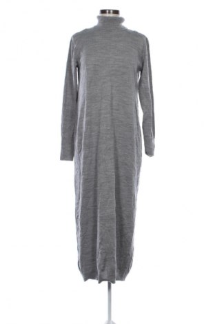 Sukienka Primark, Rozmiar M, Kolor Szary, Cena 72,99 zł