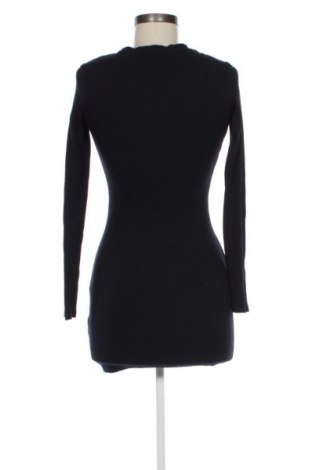 Рокля Pull&Bear, Размер S, Цвят Черен, Цена 28,88 лв.