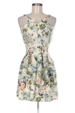 Ruha Pull&Bear, Méret S, Szín Sokszínű, Ár 5 800 Ft