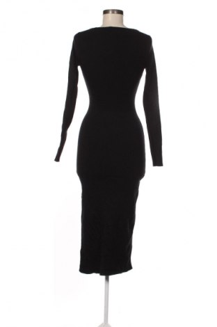 Kleid Reserved, Größe S, Farbe Schwarz, Preis 18,99 €