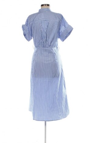 Рокля Reserved, Размер M, Цвят Многоцветен, Цена 62,99 лв.