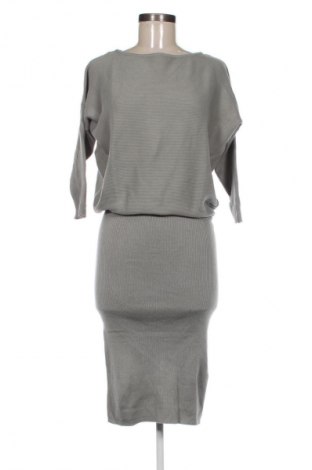 Sukienka Reserved, Rozmiar M, Kolor Zielony, Cena 47,99 zł