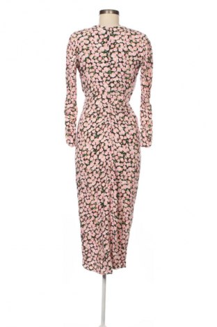 Рокля Reserved, Размер M, Цвят Многоцветен, Цена 18,99 лв.