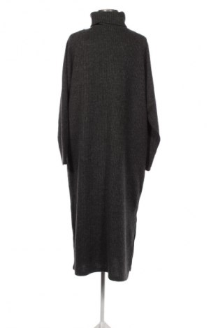 Ruha Reserved, Méret L, Szín Szürke, Ár 9 299 Ft