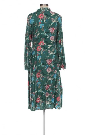 Рокля Reserved, Размер M, Цвят Многоцветен, Цена 48,03 лв.