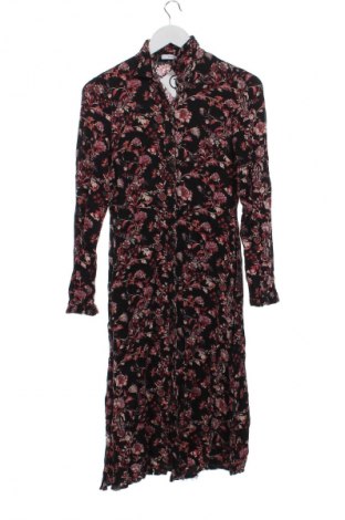 Рокля Reserved, Размер XS, Цвят Многоцветен, Цена 47,85 лв.