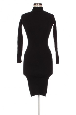 Šaty  Reserved, Veľkosť S, Farba Čierna, Cena  14,91 €