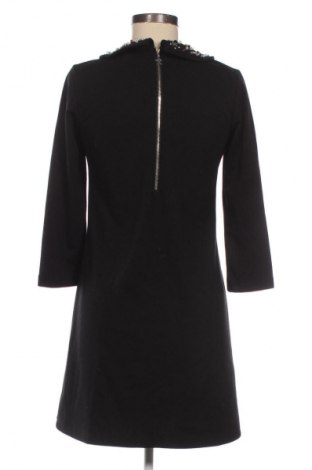 Рокля Reserved, Размер M, Цвят Черен, Цена 29,00 лв.