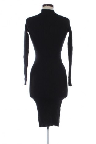 Ruha Reserved, Méret S, Szín Fekete, Ár 7 159 Ft