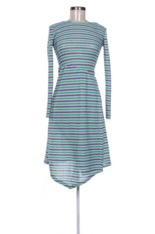 Šaty  Reserved, Velikost S, Barva Vícebarevné, Cena  249,00 Kč