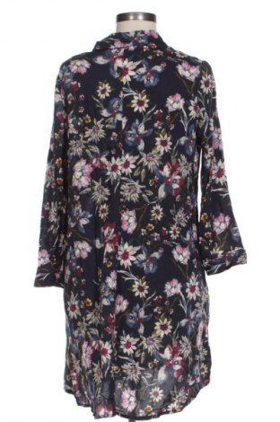 Kleid Reserved, Größe M, Farbe Mehrfarbig, Preis 24,55 €