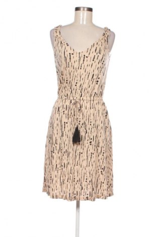 Рокля S.Oliver, Размер M, Цвят Многоцветен, Цена 109,99 лв.