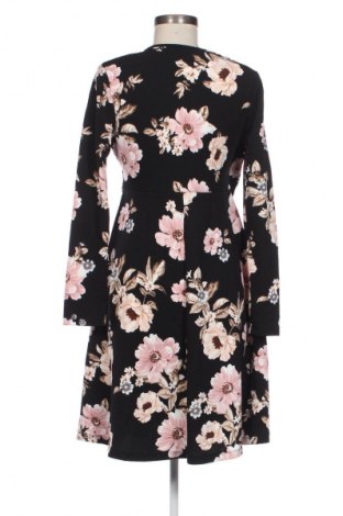 Šaty  SHEIN, Velikost M, Barva Vícebarevné, Cena  229,00 Kč