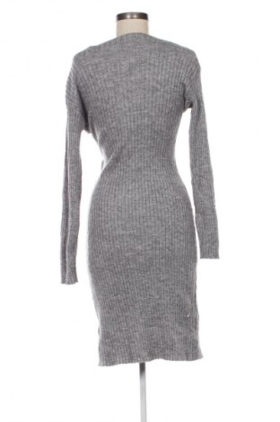 Sukienka SHEIN, Rozmiar M, Kolor Szary, Cena 124,92 zł