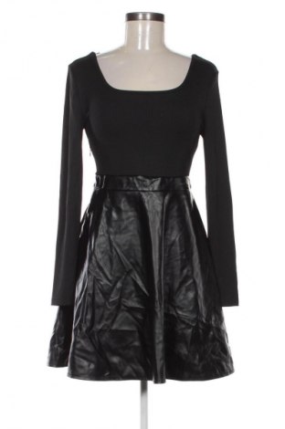 Ruha SHEIN, Méret M, Szín Fekete, Ár 3 529 Ft