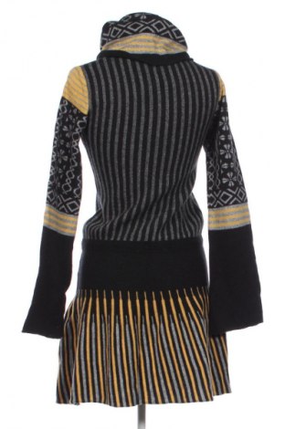 Šaty  Serianno, Velikost M, Barva Vícebarevné, Cena  1 038,00 Kč