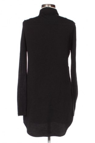 Рокля Silvian Heach, Размер S, Цвят Черен, Цена 82,11 лв.