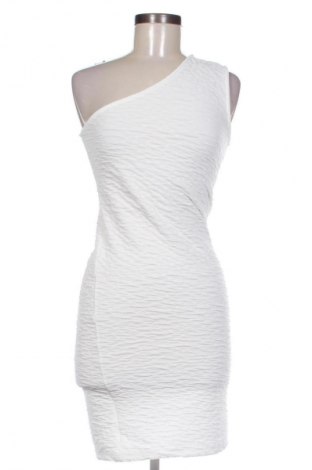 Рокля Sinsay, Размер L, Цвят Бял, Цена 29,99 лв.