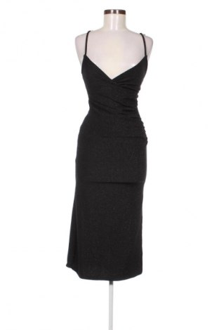 Рокля Sinsay, Размер S, Цвят Черен, Цена 58,14 лв.