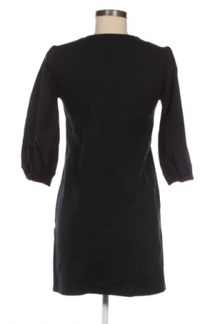 Sukienka Sinsay, Rozmiar S, Kolor Czarny, Cena 66,39 zł