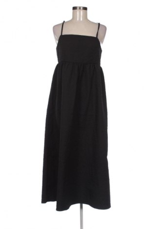 Kleid Sinsay, Größe M, Farbe Schwarz, Preis 14,99 €