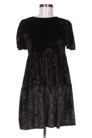 Рокля Sinsay, Размер S, Цвят Черен, Цена 23,99 лв.