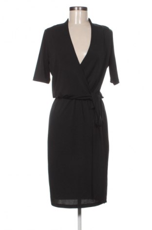 Рокля Sissy Boy, Размер XS, Цвят Черен, Цена 9,99 лв.