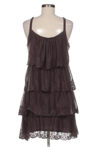 Sukienka Steps, Rozmiar M, Kolor Brązowy, Cena 53,99 zł