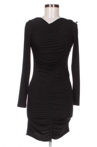 Рокля Stradivarius, Размер M, Цвят Черен, Цена 29,00 лв.