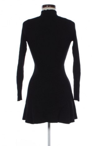 Šaty  Stradivarius, Veľkosť XS, Farba Čierna, Cena  4,95 €