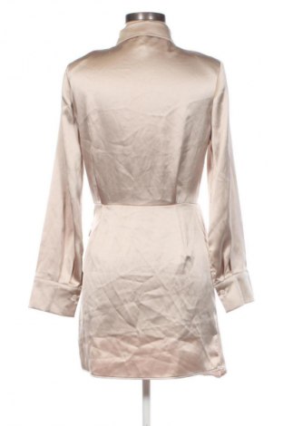 Sukienka Stradivarius, Rozmiar M, Kolor Beżowy, Cena 133,33 zł