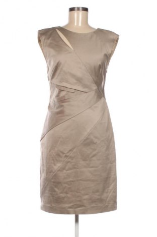 Рокля Strenesse, Размер M, Цвят Бежов, Цена 116,15 лв.