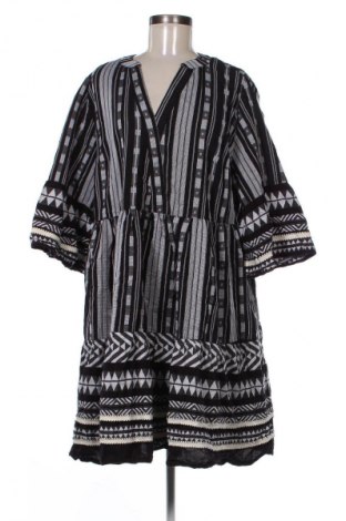Рокля Studio, Размер XXL, Цвят Многоцветен, Цена 23,99 лв.