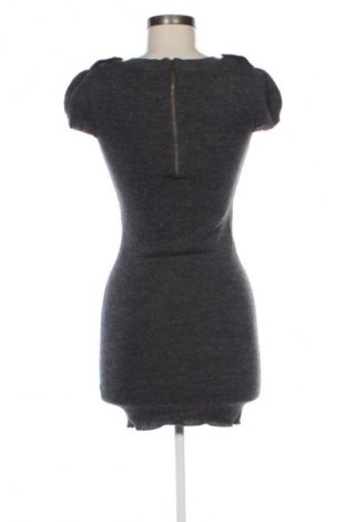 Šaty  Tokito, Velikost S, Barva Šedá, Cena  269,00 Kč