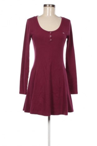 Рокля Tommy Jeans, Размер L, Цвят Червен, Цена 78,22 €