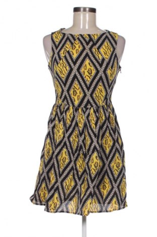 Рокля Topshop, Размер M, Цвят Многоцветен, Цена 38,99 лв.