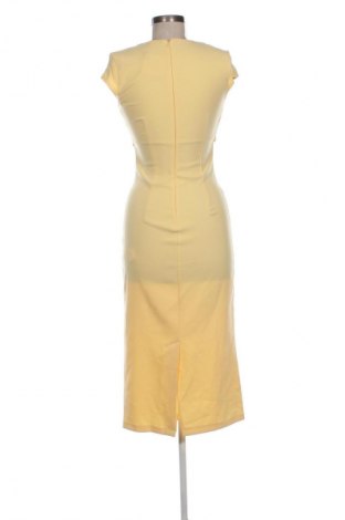 Šaty  Trendyol, Velikost XS, Barva Žlutá, Cena  289,00 Kč